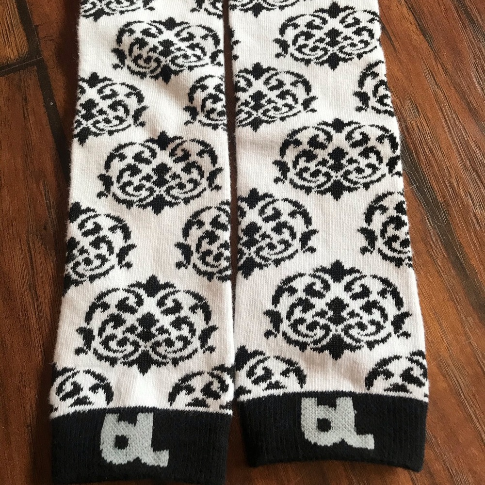Baby leggings - black & white print